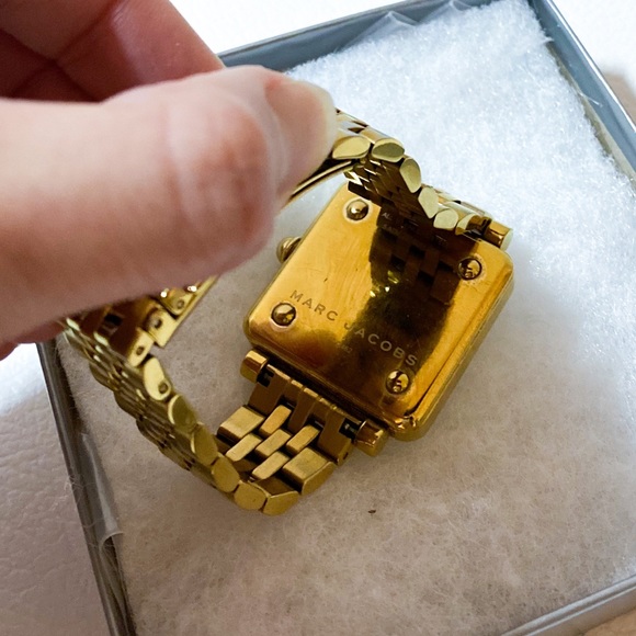 euc Marc Jacobs gold plated watch - Picture 2 of 5